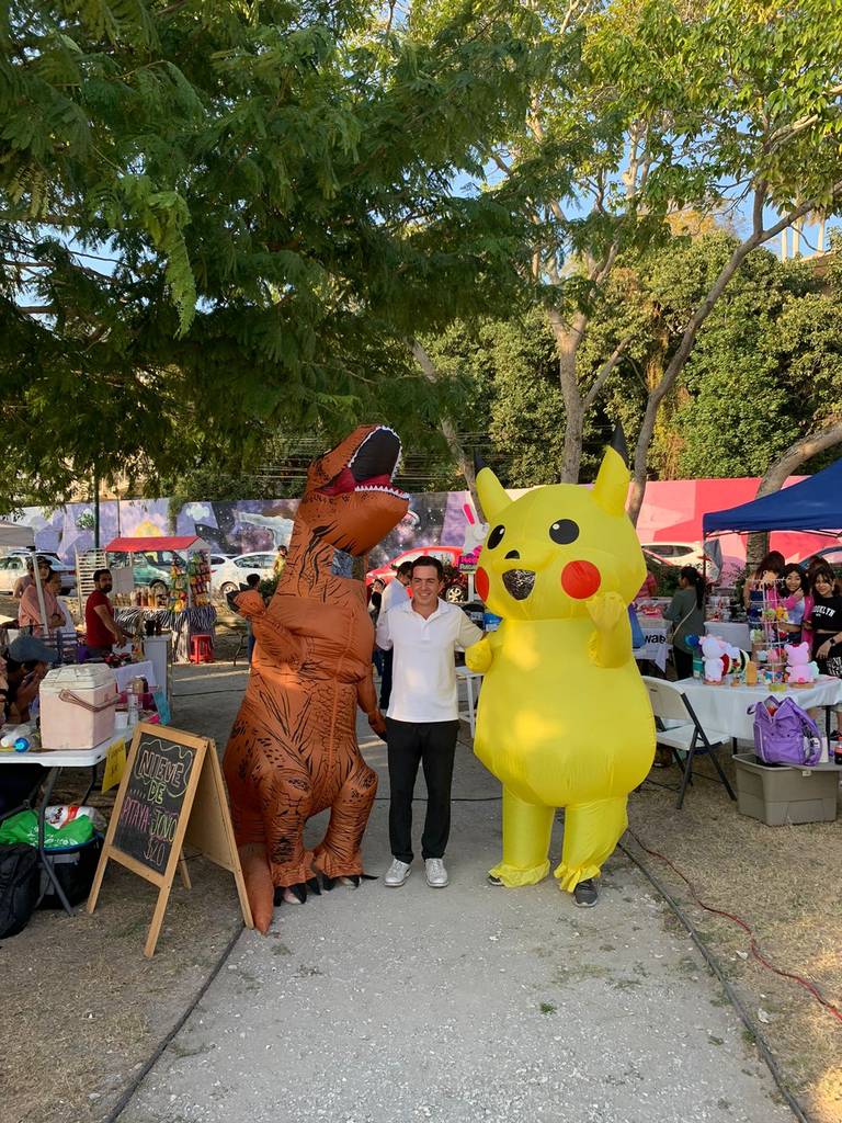 Épica carrera de botargas en Tampico: compitieron Pikachu, un dinosaurio y  hasta BTS - El Sol de Tampico | Noticias Locales, Policiacas, sobre México,  Tamaulipas y el Mundo