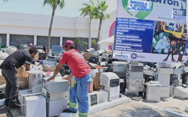 Un octogenario muere al comprobar si había reciclado bien la basura