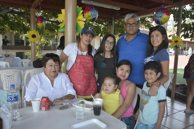 Comparten una tarde alegres convivencias en el campamento Las Gaviotas - El  Sol de Tampico | Noticias Locales, Policiacas, sobre México, Tamaulipas y  el Mundo