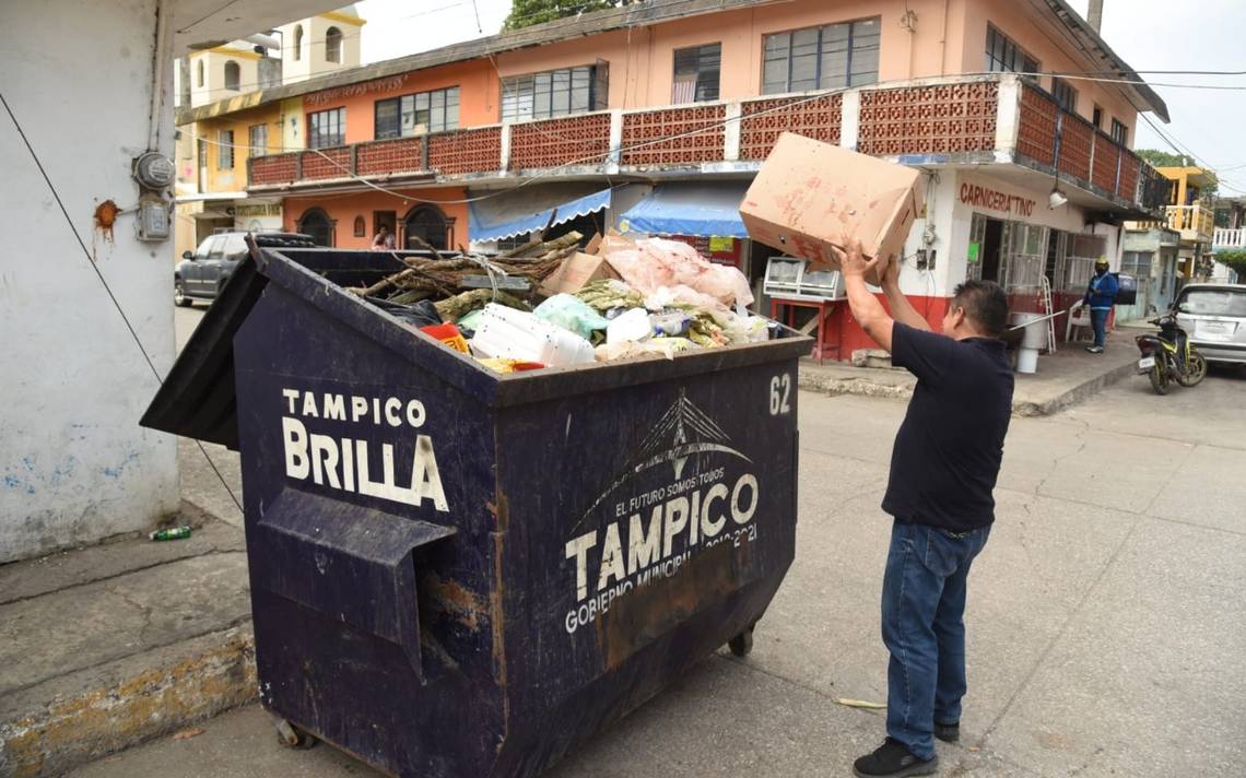 Balenciaga vende bolsa de basura en 36 mil pesos - El Sol de Tampico