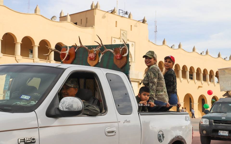 Con desfile promueven turismo cinegético tras temporada de caza en Nuevo  Laredo - El Sol de Tampico | Noticias Locales, Policiacas, sobre México,  Tamaulipas y el Mundo